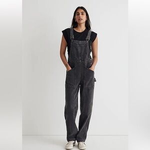 Madewell Denim Oversized Carpenter Overalls in Hartwell Wash